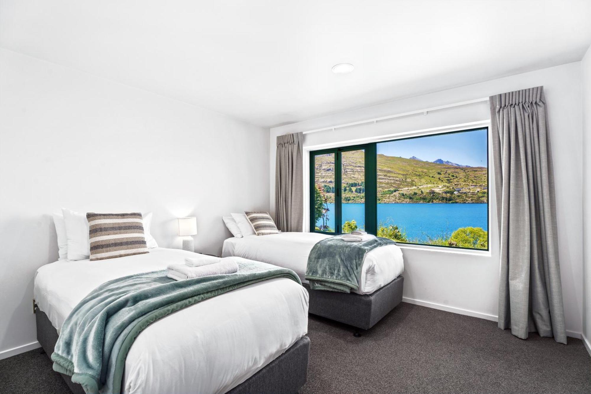 Lakefront Living At Remarkables Retreat - Eight Queenstown Exteriér fotografie